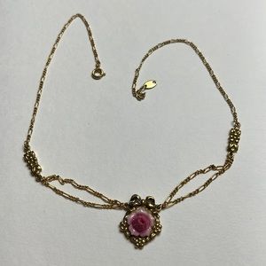 Vintage (1992) AVON 19” Gold Tone PORCELAIN ROSE GARDEN NECKLACE VICTORI…